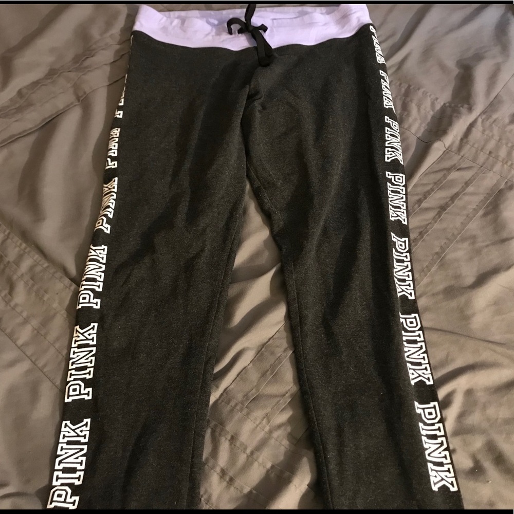 Victoria’s Secret PINK yoga pants